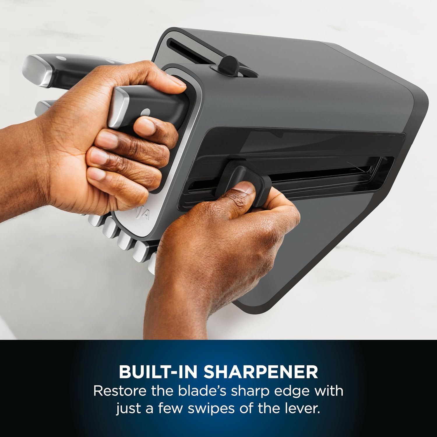 World Cup BBQ Kit: Ninja Woodfire Grill + Ninja Foodi StaySharp 14-Piece Knife Block